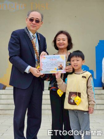 ▲▼ 康寧大學攜手佳和非營利幼兒園小朋友老幼共學快閃演出獲得家長一致好評! 。(圖/康寧大學提供)