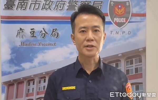 ▲台南麻豆九龍太子宮珍貴神像失竊,麻豆警方跨縣市拘提涉案竊嫌,成功尋回人間國寶陳啟村大師的作品卯兔星君金身。(記者林東良翻攝,下同)