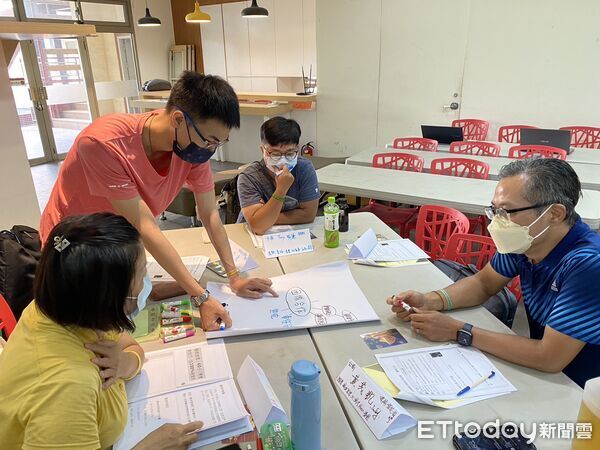 ▲雲嘉南分署推動「職涯門診」服務,協助民眾釐清方向、強化求職準備。(記者林東良翻攝,下同)