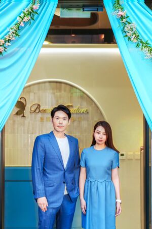 ▲薛博仁、陳怡蓉。(圖/聖緹雅醫療集團提供)