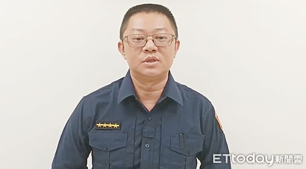 ▲中壢派出所副所長許嘉儒說明警方處理過程。(圖/記者沈繼昌翻攝)
