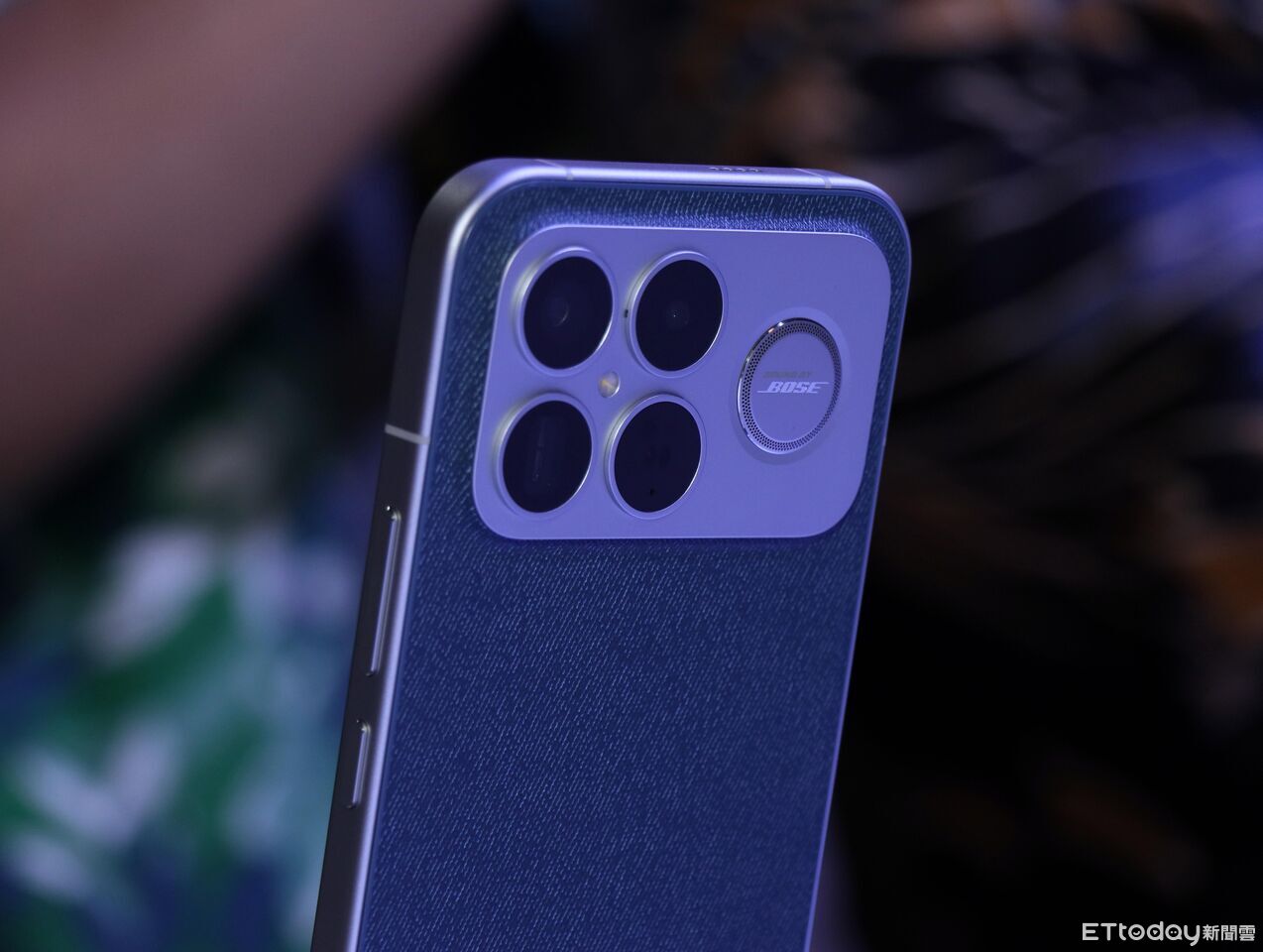 ▲▼ POCO F8系列 。(圖/記者蘇晟彥攝)