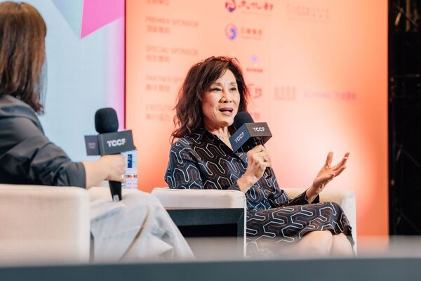 美國影藝學院首位華裔主席楊燕子出席國際論壇,分享亞洲文化內容進入北美的契機與挑戰。(文策院提供)