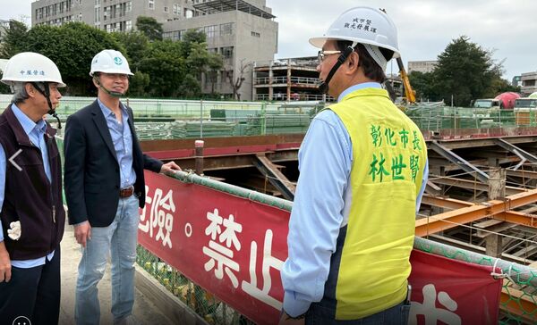 ▲外界傳聞中友百貨不蓋了,彰化市長林世賢出面怒轟造謠。(圖/彰化市公所提供)