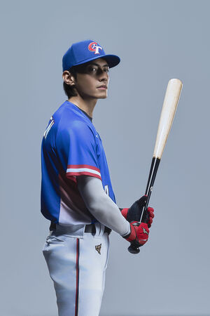 ▲電影《絕勝》四位新卡司,胡智強(左起)飾演陳柏青、宋柏緯飾演陳傑憲、張庭瑚飾演林家正、陳泰河飾演林昱珉。(圖/瀚草文創提供)