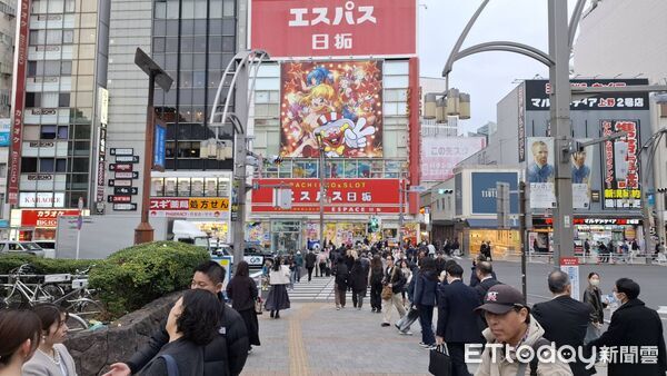 ▲▼ 日本街景,上野,人潮畫面,旅遊。(圖/記者劉維榛攝)