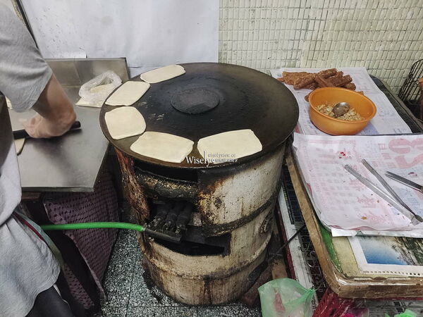 ▲▼景美萬隆平價40年中式早餐店「無名豆漿店」。(圖/部落客WISELY提供)