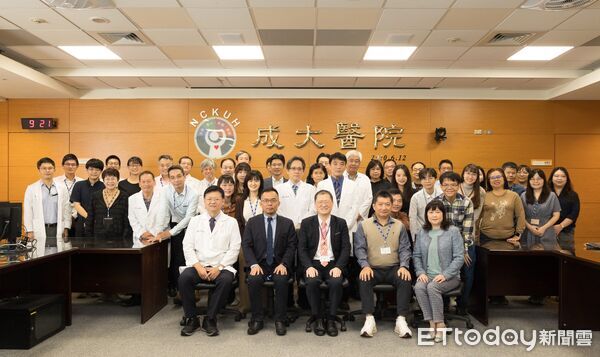 ▲成大醫院第10屆司法醫學課程盛大開講,台南地院、台南地檢署首長親臨參與,醫法專業對話精采豐富。(記者林東良翻攝,下同)