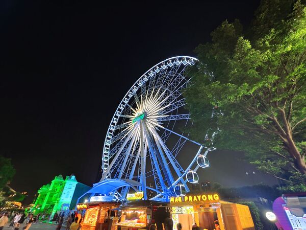 ▲▼「Calypso Cabaret Show克里普索人妖秀」,曼谷河濱夜市Asiatique必看。(圖/部落客珊莎提供)