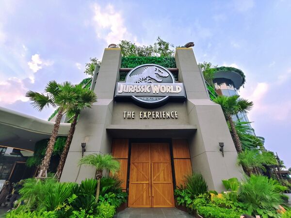 ▲▼「Calypso Cabaret Show克里普索人妖秀」,曼谷河濱夜市Asiatique必看。(圖/部落客珊莎提供)