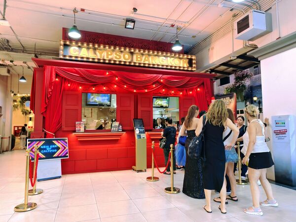 ▲▼「Calypso Cabaret Show克里普索人妖秀」,曼谷河濱夜市Asiatique必看。(圖/部落客珊莎提供)