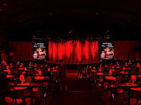 ▲▼「Calypso Cabaret Show克里普索人妖秀」,曼谷河濱夜市Asiatique必看。(圖/部落客珊莎提供)