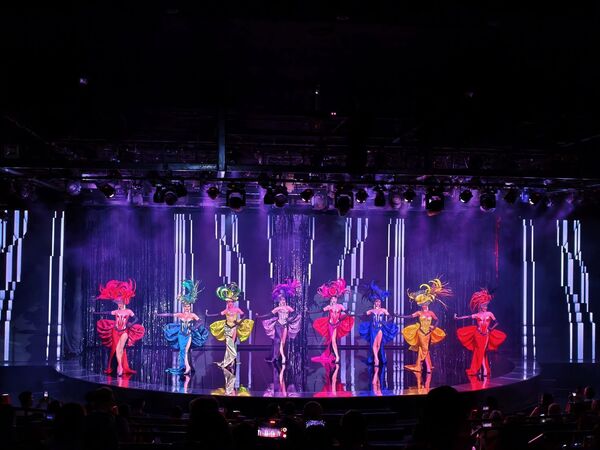▲▼「Calypso Cabaret Show克里普索人妖秀」,曼谷河濱夜市Asiatique必看。(圖/部落客珊莎提供)