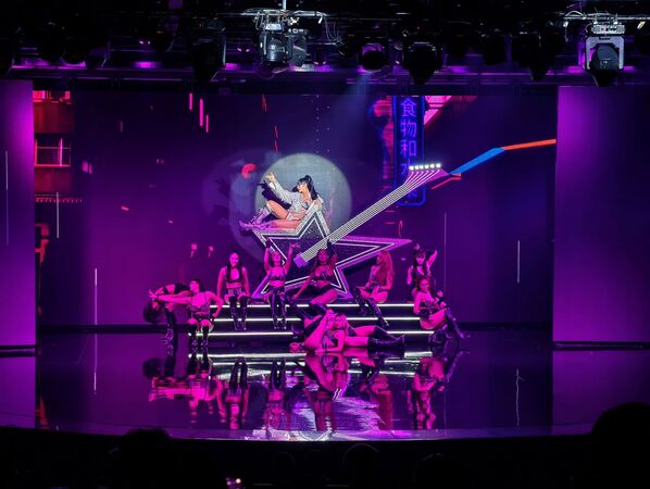 ▲▼「Calypso Cabaret Show克里普索人妖秀」,曼谷河濱夜市Asiatique必看。(圖/部落客珊莎提供)