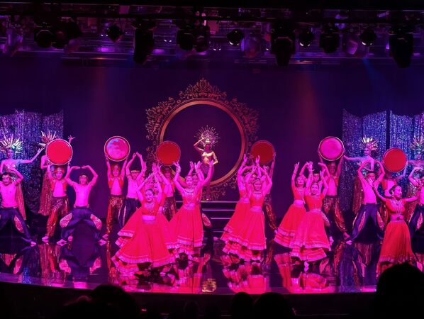 ▲▼「Calypso Cabaret Show克里普索人妖秀」,曼谷河濱夜市Asiatique必看。(圖/部落客珊莎提供)