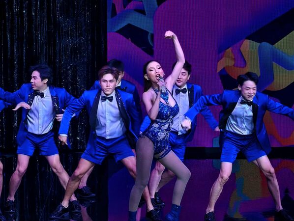 ▲▼「Calypso Cabaret Show克里普索人妖秀」,曼谷河濱夜市Asiatique必看。(圖/部落客珊莎提供)