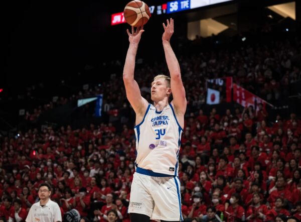 ▲中華男籃圖齊、盧峻翔、高柏鎧。(圖/取自FIBA官網)