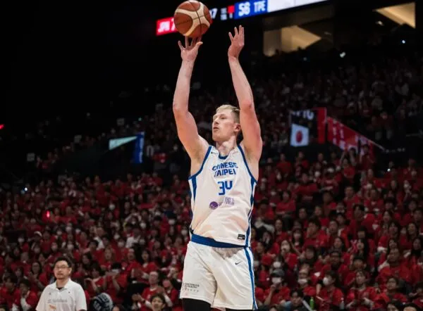 ▲中華男籃圖齊、盧峻翔、高柏鎧。(圖/取自FIBA官網)