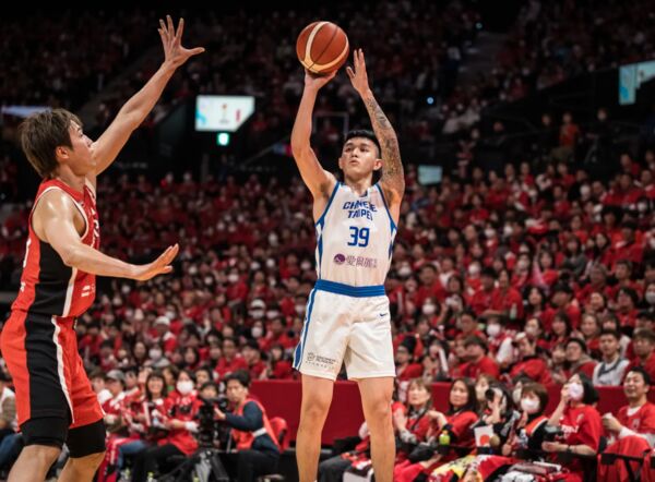 ▲中華男籃圖齊、盧峻翔、高柏鎧。(圖/取自FIBA官網)