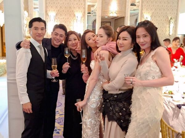 ▲▼霍建華、林心如參加邱澤許瑋甯婚禮 兩大男神同框。(圖/翻攝自臉書)