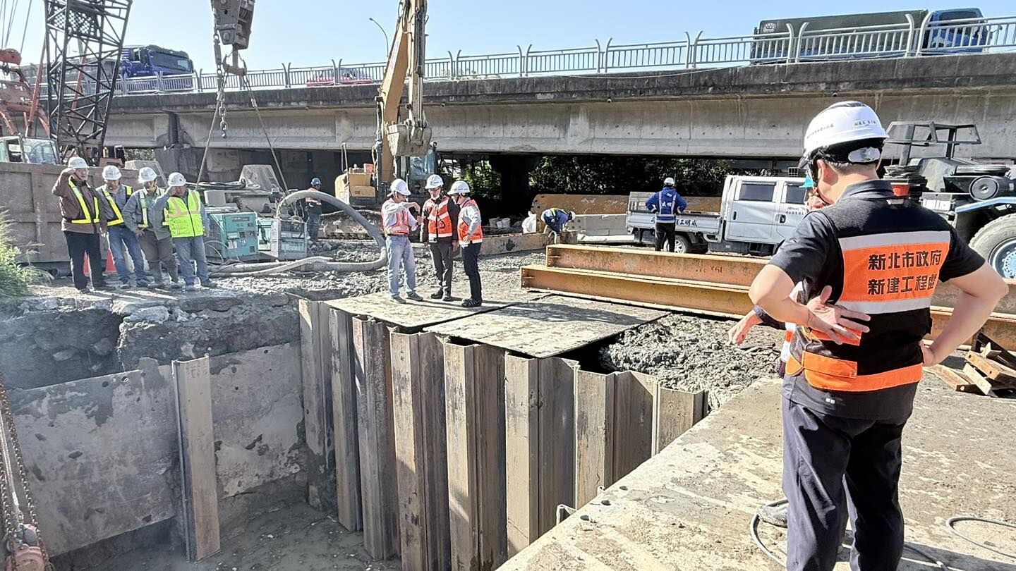 ▲淡北道路施工誤鑽水管釀6萬戶大停水48小時。(圖/翻攝自Facebook/工程圖輯隊-新北工務局)