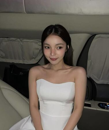 ▲▼T-ara,咸王恩晶,尹正秀,朴真珠。(圖/翻攝自Instagram/jinjoo1224)