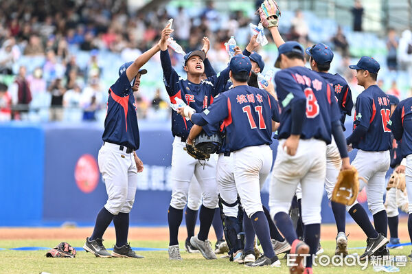 ▲▼2025第十三屆中信盃黑豹旗全國高中棒球大賽,平鎮高中拿下冠軍。(圖/記者李毓康攝)
