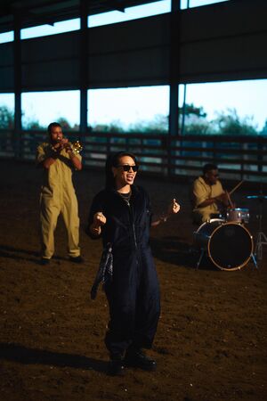 ▲▼ 葛仲珊將推出睽違9年的新專輯。(圖/索尼音樂提供)