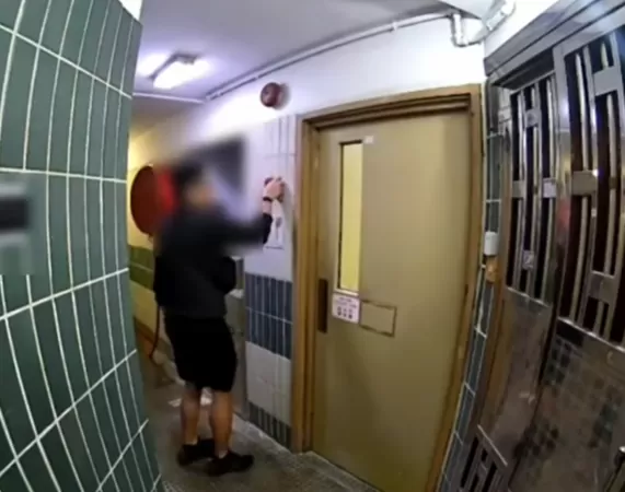 ▲網傳宏福苑災前樓內監視器畫面。(圖/翻攝自threads@acs.90325i,上同)