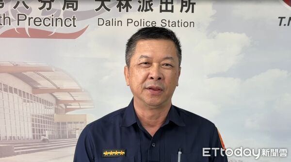 ▲遭砸毀的智慧停車柱由交通局啟動修復與求償程序,警方並調閱監視器釐清整起事件。(記者林東良翻攝,下同)