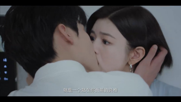 ▲▼陳妍希新劇《狙擊蝴蝶》大談11歲差姐弟戀。(圖/翻攝自微博)