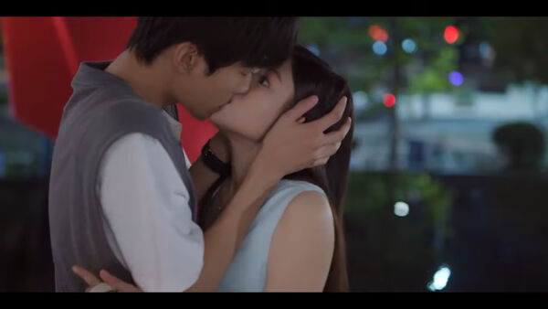 ▲▼陳妍希新劇《狙擊蝴蝶》大談11歲差姐弟戀。(圖/翻攝自微博)