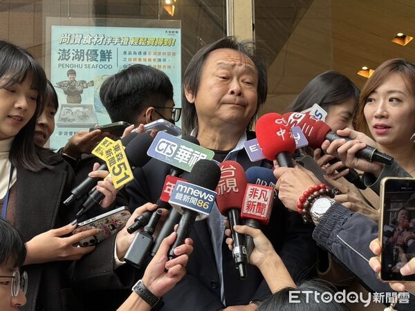 ▲▼民進黨立委王世堅受訪。(圖/記者杜冠霖攝)