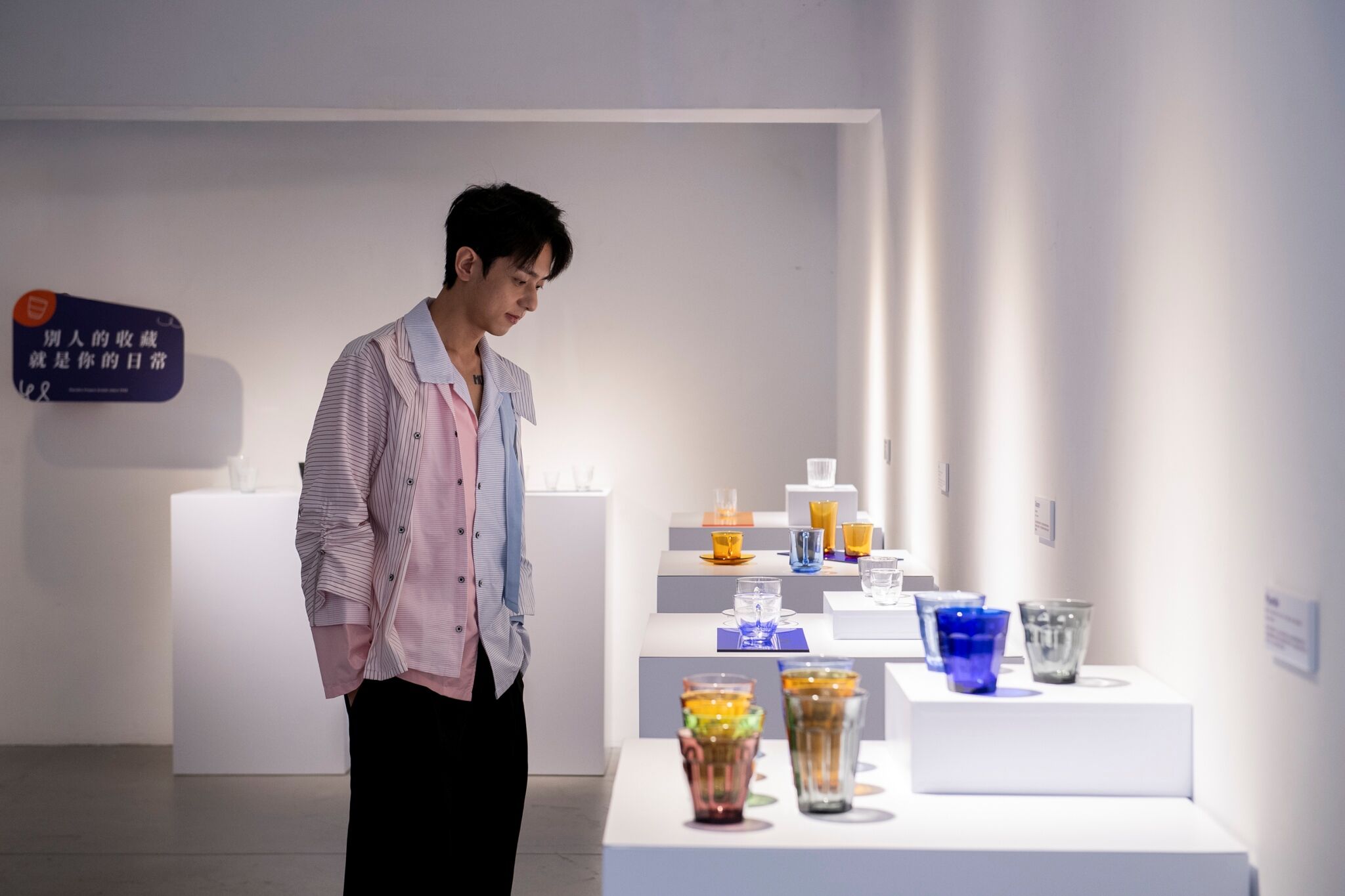 ▲法國強化玻璃品牌 Duralex 迎來 80 周年,首次在台舉辦 《收藏/日常》光影共創藝術展。(圖/品牌提供)