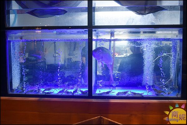 ▲▼台中燒肉吃到飽869起!「羊角炭火燒肉」爽嗑日本A5和牛、牛舌、泰國活蝦、生啤等百種食材無限續。(圖/部落客商妮提供)