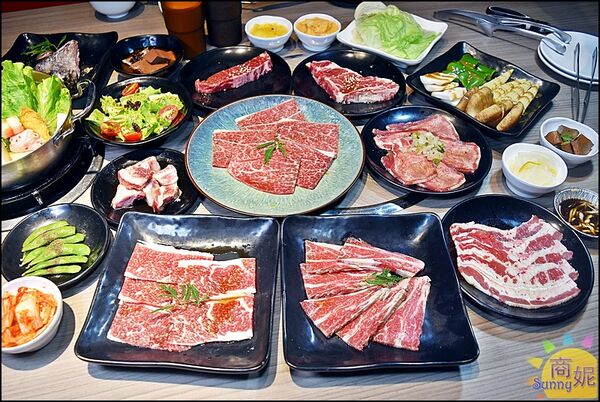 ▲▼台中燒肉吃到飽869起!「羊角炭火燒肉」爽嗑日本A5和牛、牛舌、泰國活蝦、生啤等百種食材無限續。(圖/部落客商妮提供)