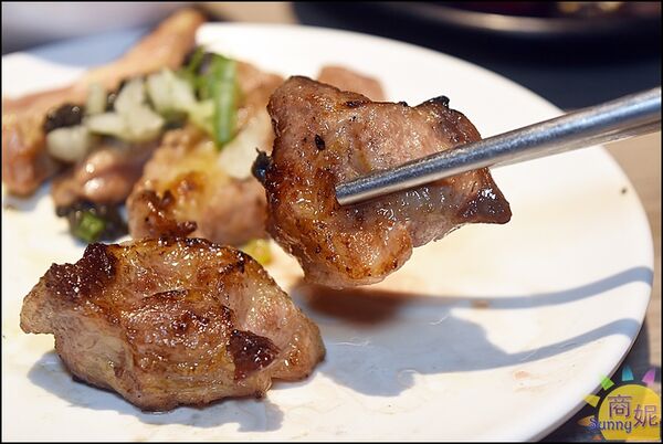 ▲▼台中燒肉吃到飽869起!「羊角炭火燒肉」爽嗑日本A5和牛、牛舌、泰國活蝦、生啤等百種食材無限續。(圖/部落客商妮提供)