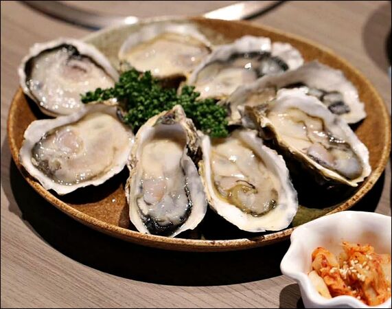 ▲▼台中燒肉吃到飽869起!「羊角炭火燒肉」爽嗑日本A5和牛、牛舌、泰國活蝦、生啤等百種食材無限續。(圖/部落客商妮提供)