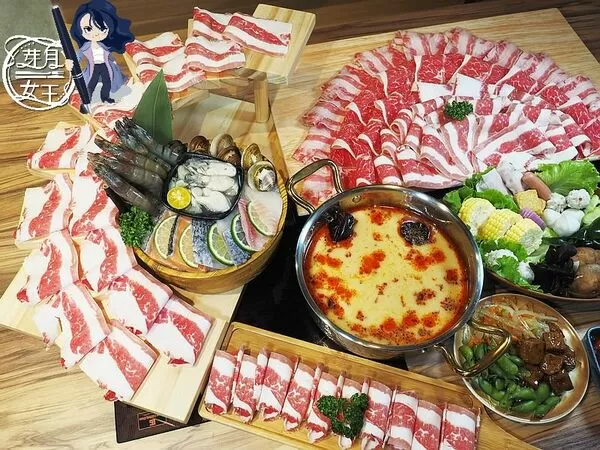 ▲▼桃園中壢美食「売鍋-中壢龍岡店」,商業午餐不用400元還有自助吧吃到飽,數種湯底令人驚艷。(圖/部落客芽月提供)