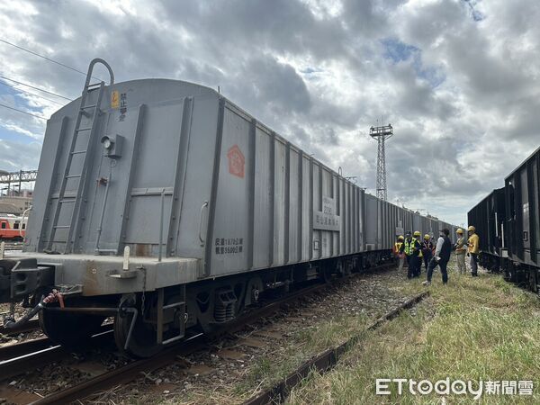 ▲▼ 台鐵調車員被貨物列車撞擊身亡。(圖/記者邱中岳翻攝,下同)