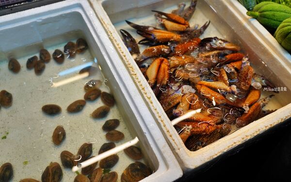 ▲▼花蓮必吃超人氣海產「福源海鮮」,當季新鮮海產這裡都吃得到。(圖/部落客Mika提供)