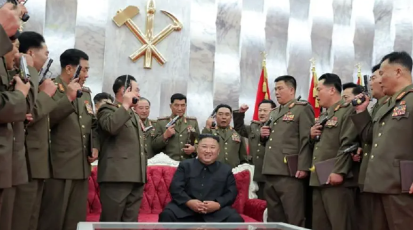 ▲▼無視金正恩命令!北韓高官「偷揪歡樂組」開淫趴 白頭山狂歡。(圖/朝中社)