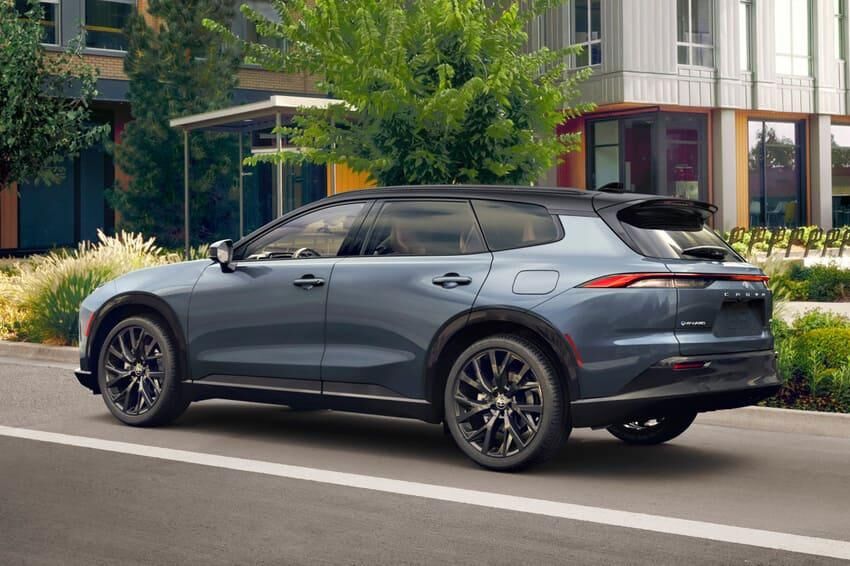 ▲新年式TOYOTA Crown Signia北美開賣。(圖/翻攝自TOYOTA)