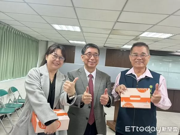 ▲台南市勞工局「職場ㄟ大小事」講座邀請馬堅勇博士,以材料科技為題分享產業趨勢與創新精神。(記者林東良翻攝,下同)