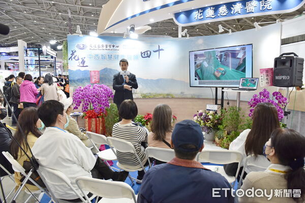 ▲▼花蓮慈院心臟血管外科主任詹津祐分享「葉克膜置入訓練於 VR 的設計與應用」。(圖/慈濟醫學中心提供,下同)