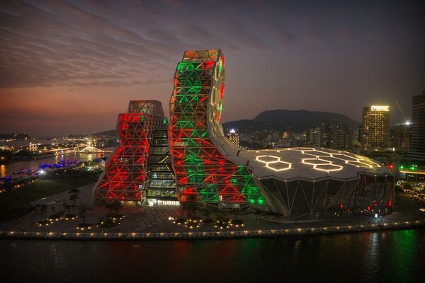 ▲▼2025 高流聖誕趴 KMC XMAS。(圖/翻攝自高雄流行音樂中心臉書專頁)