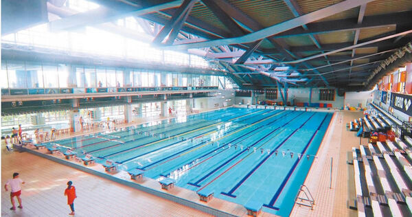 東華大學場次救生員證照考試傳出甄審連續誤判爭議,因甄審資訊不公開,引發考生對申訴限制及甄審專業度的懷疑。(示意圖/新北市體育局提供)