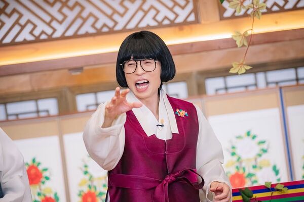 ▲▼玩什麼好呢。(圖/翻攝自Instagram/hangout_with_yoo)