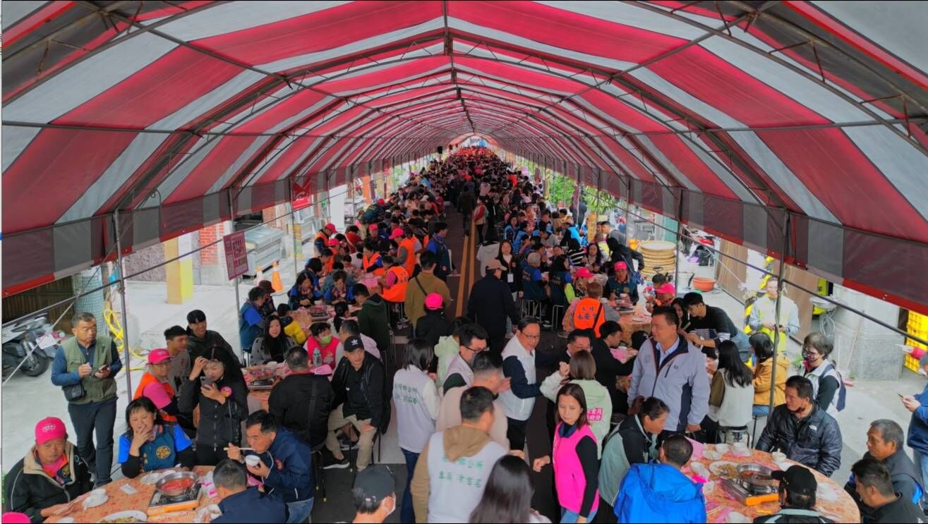 ▲▼ 永靖,謝平安,成美文化園,超級夜總會,歲末盛典,頂新,李多慧。(圖/頂新和德文教基金會提供)