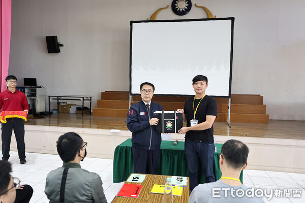 ▲台南市長黃偉哲親自主持替代役備役役男召訓,強調提升防災韌性的重要性。(記者林東良翻攝,下同)